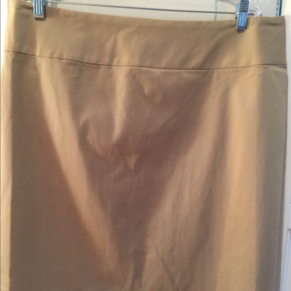 Isaac Mizrahi tan cotton straight skirt